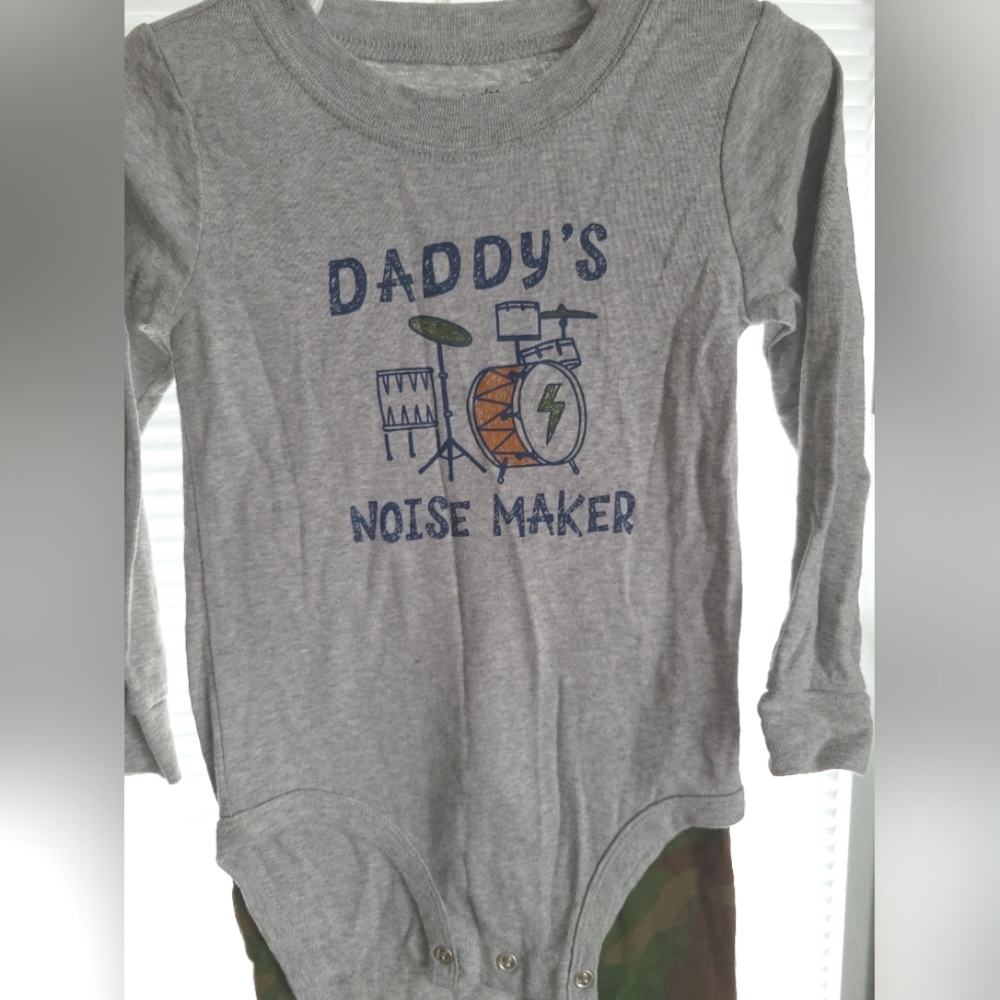 Carter's 2 pice outfit -24 months